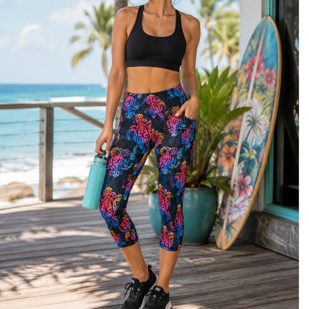 CVG Rainbow Turtle Cropped Leggings XS Pockets Colorful Yoga Athletic NWOT